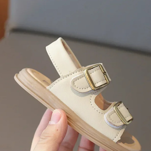 Bordé Sandalen - wo jeder Schritt Geborgenheit bedeutet.
